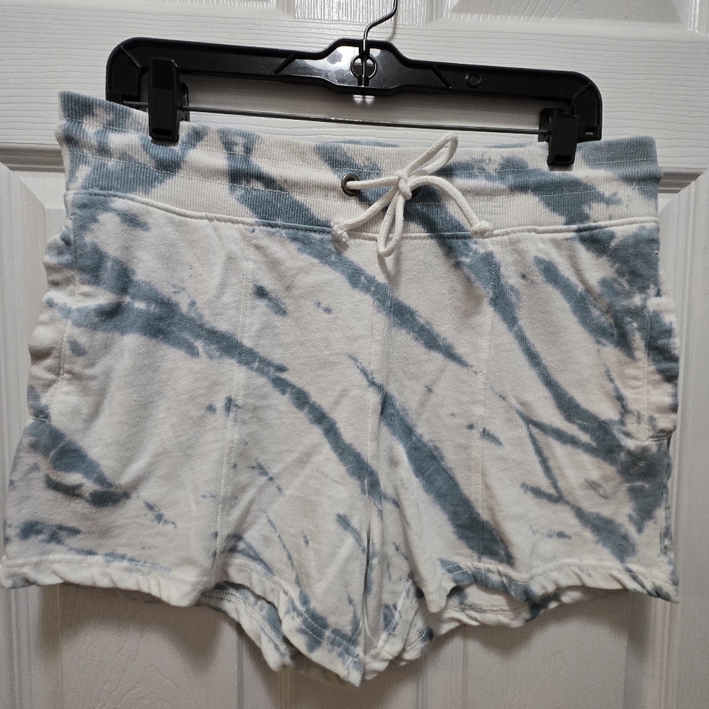 Women's Tie-Dye Shorts "Threads and Thought" brand, Size M, Teal Green On White